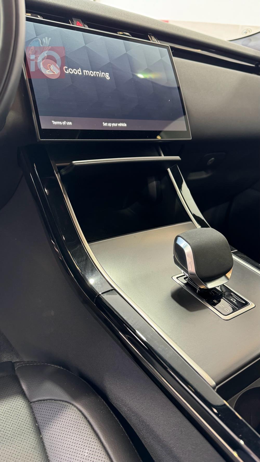 لاند ڕۆڤەر ڕانج ڕۆڤەر ڤێلار